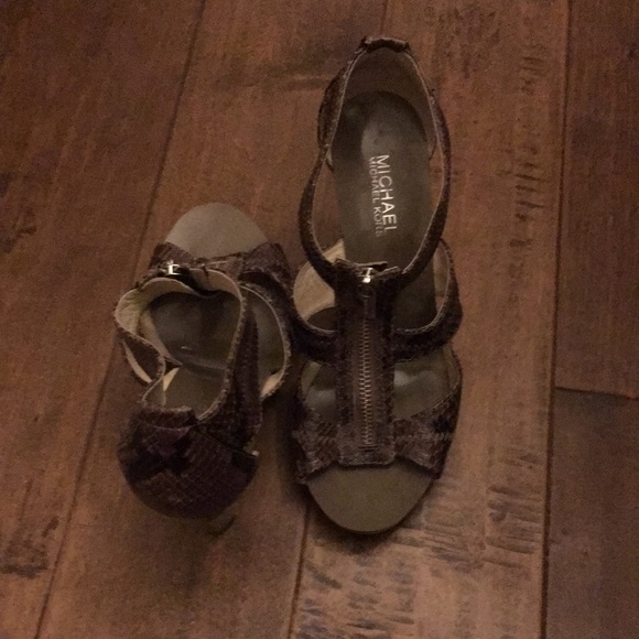 Michael Kors Heels - Picture 2 of 5